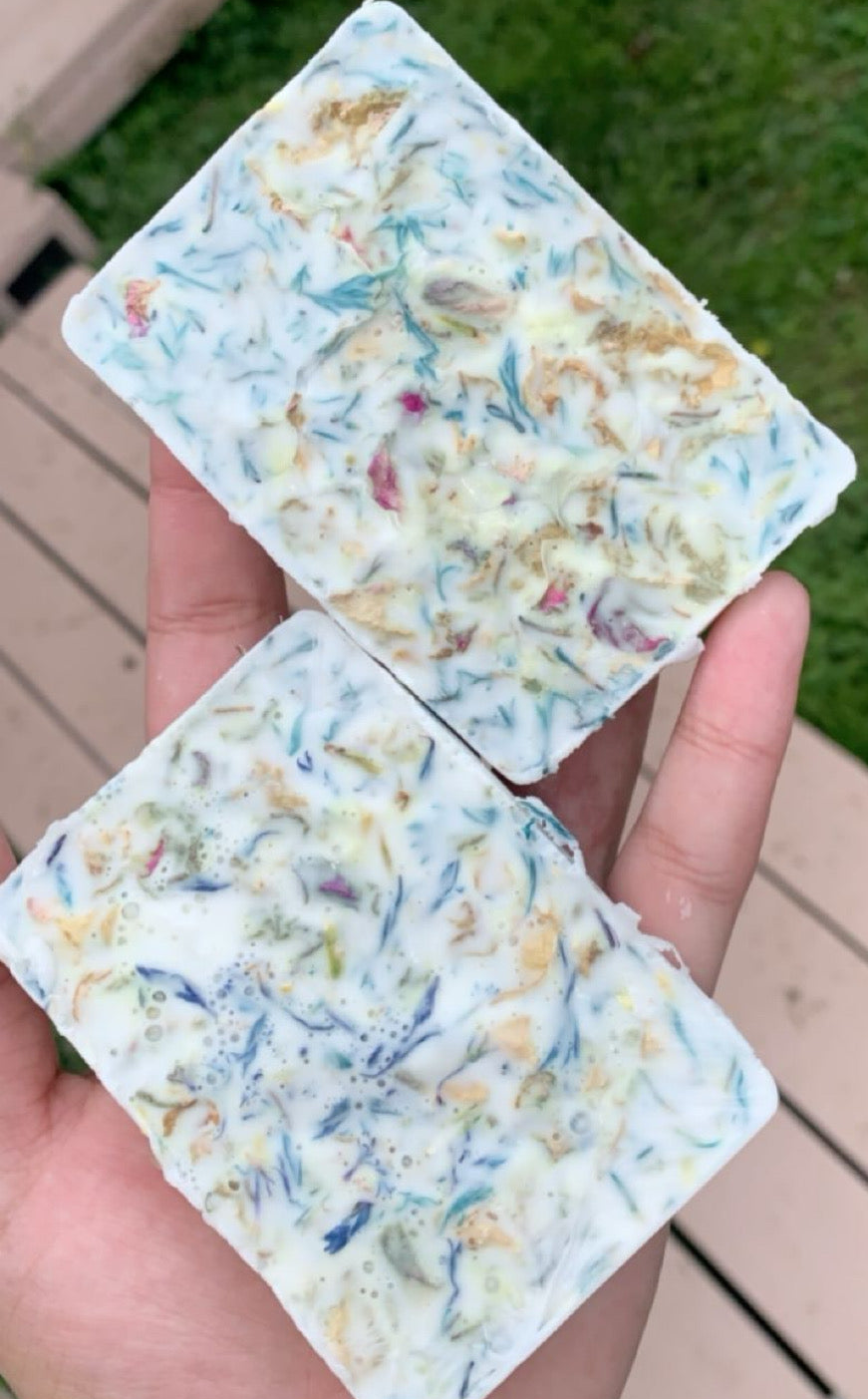 Goats milk cleansing bar